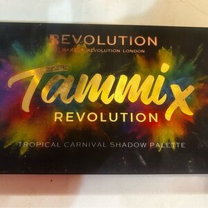 Revolution Tammi X Vibrant Shadow Palette